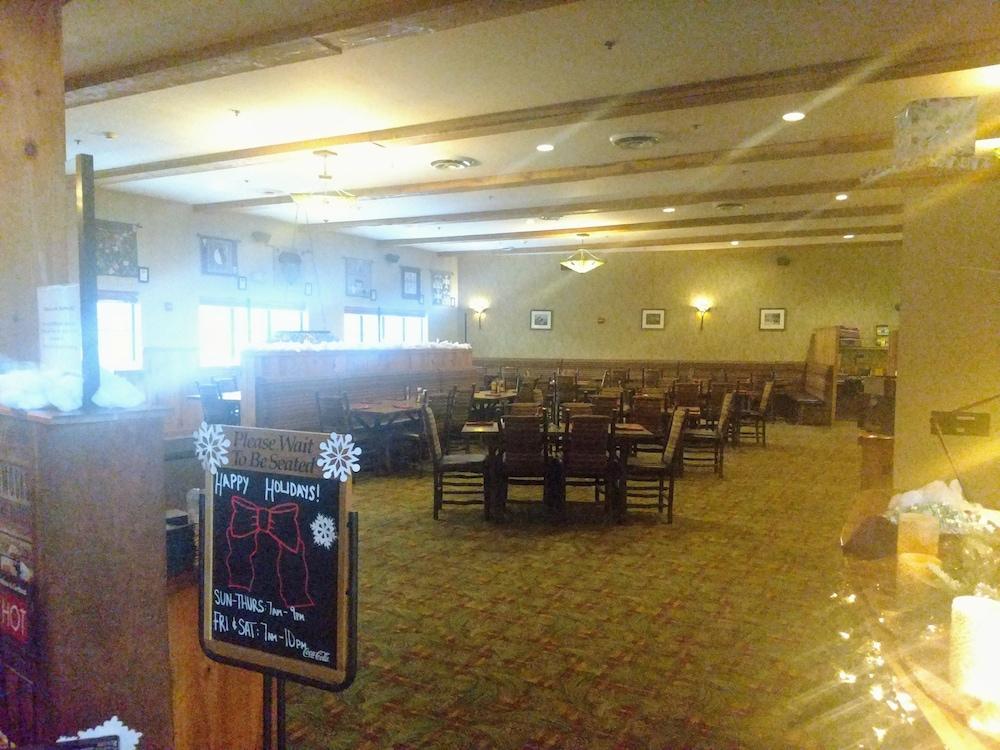 Hope Lake Lodge & Indoor Waterpark Cortland Dış mekan fotoğraf